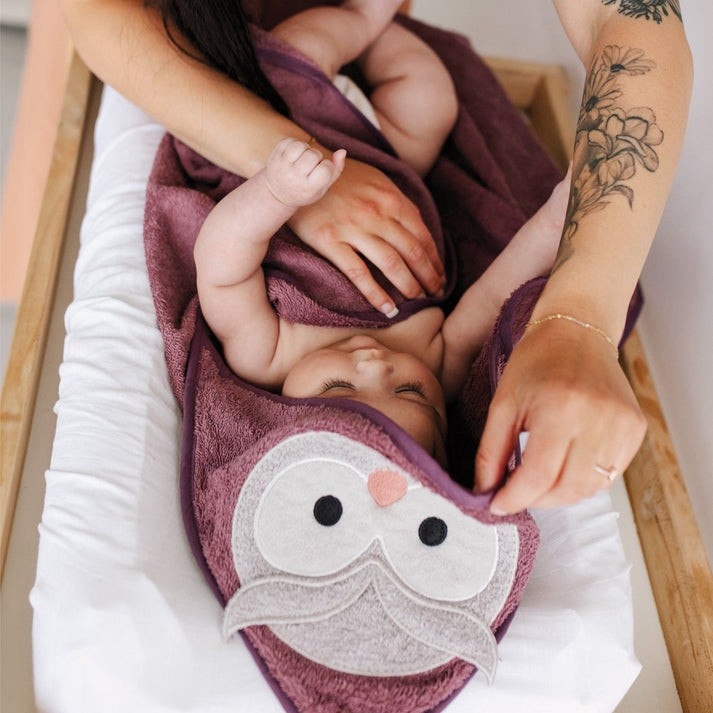 Serviette à Capuchon Bébé- Hibou